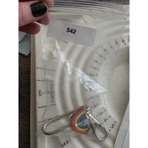 Rainbow Keychain With Clasp By Alexander Kalifano - Picture 5 of 5